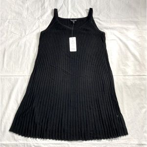 Eileen Fisher Crinkle Mesh Accordion Pleat Dress Size PS Black Slip Included